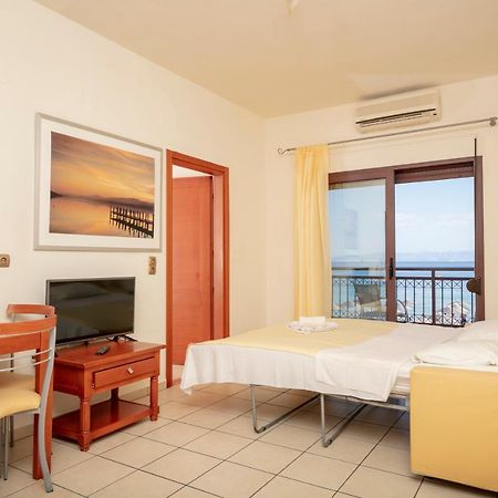 Mediterranean Beach Hotel Skala Rachoni  Esterno foto